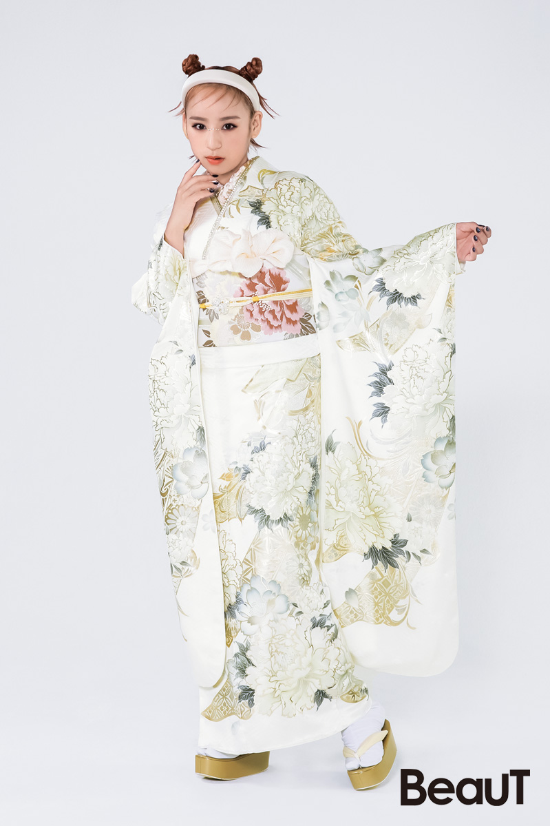 ご購入価格：473,000円 
レンタル価格：283,800円